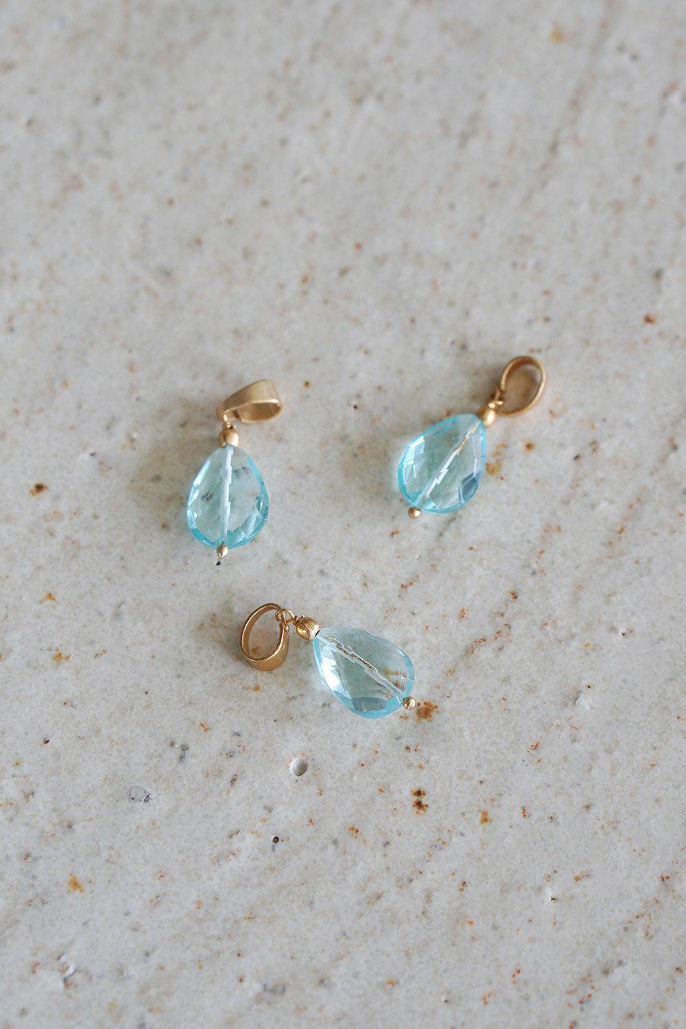 キランチャーム faux aquamarine 002 miiThaaii (ミーターイー)