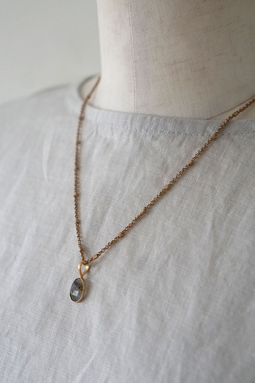 キランチャーム labradorite 001 miiThaaii (ミーターイー)