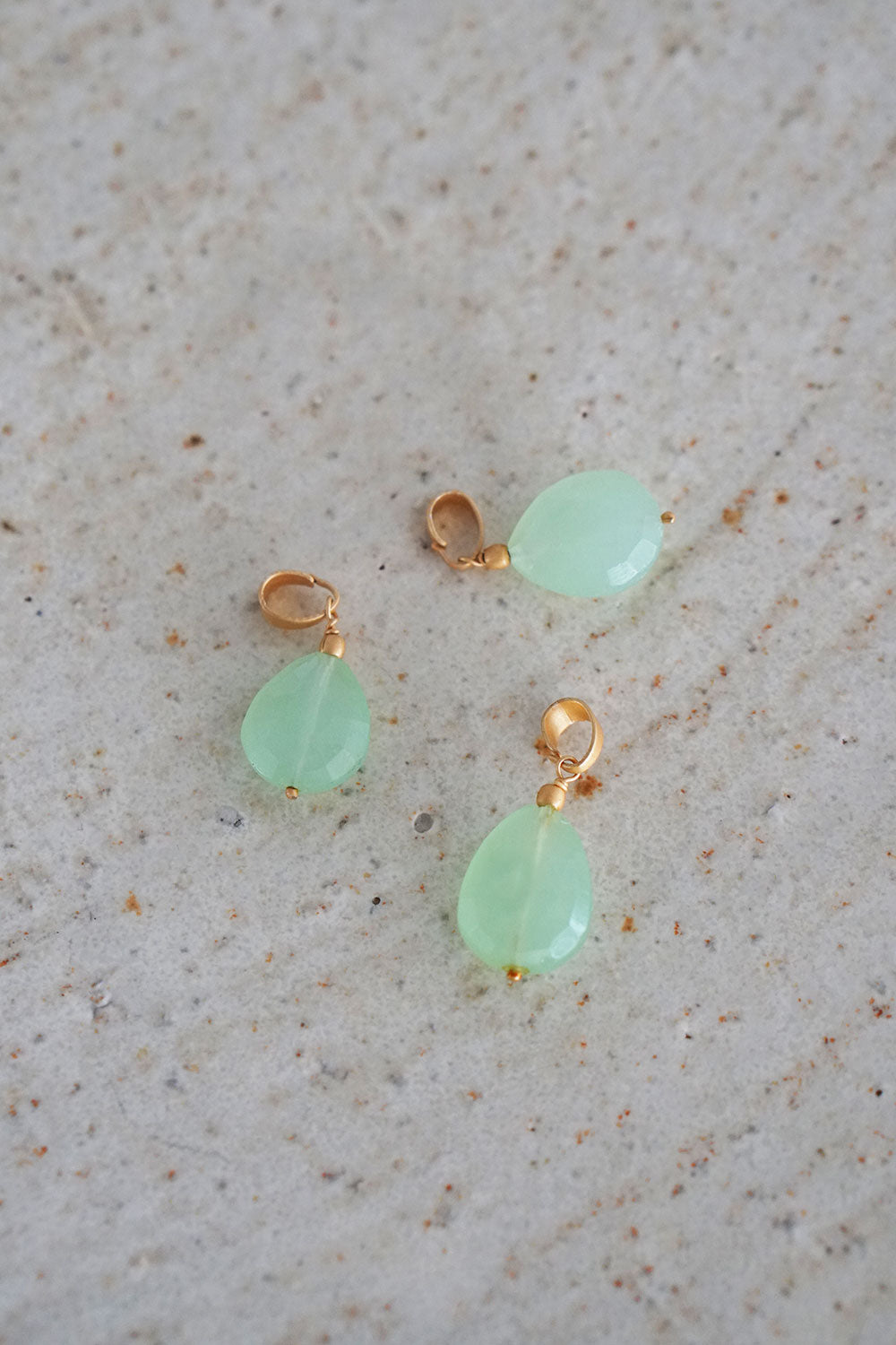 キランチャーム faux peru opal 001 miiThaaii (ミーターイー)