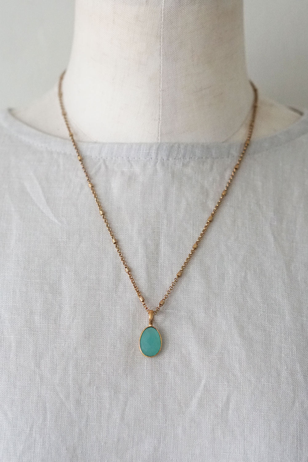 キランチャーム　faux chalcedony 002 miiThaaii  (ミーターイー)