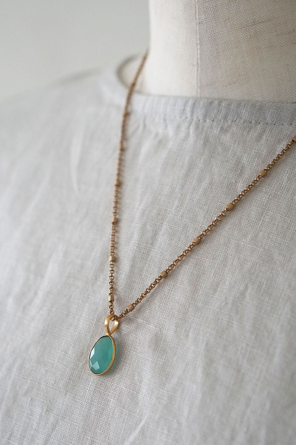 キランチャーム　faux chalcedony 002 miiThaaii  (ミーターイー)