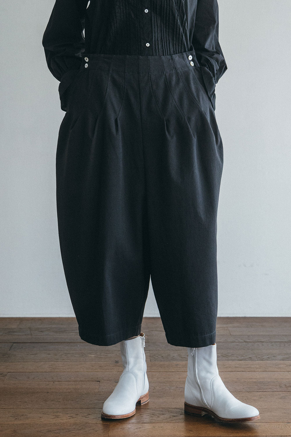アナン パンツ チャコールグレー