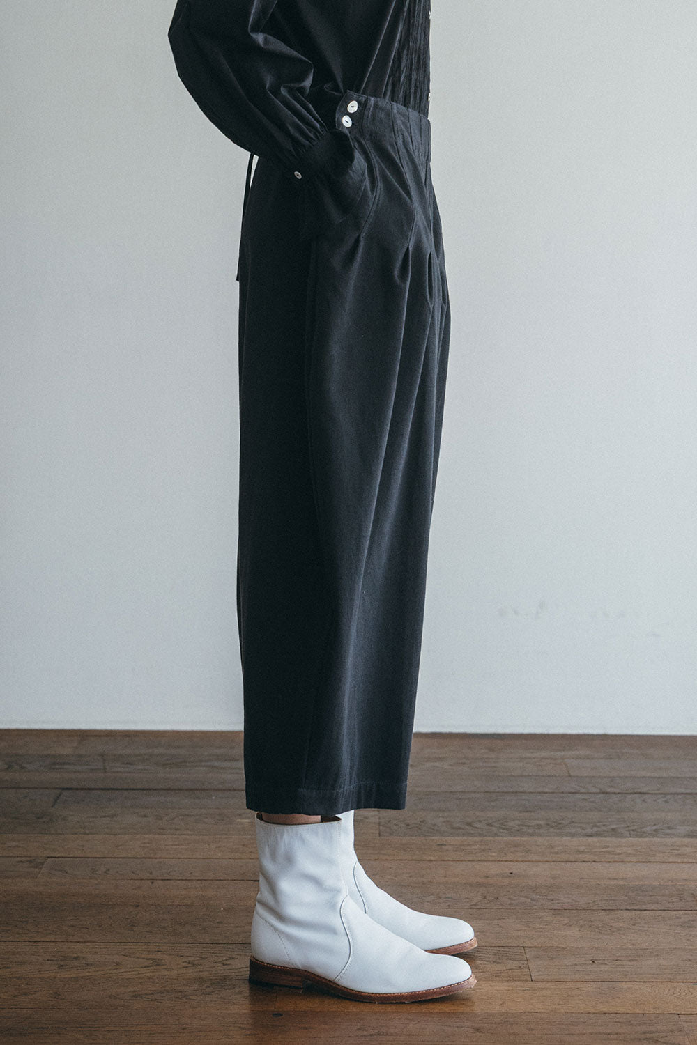 アナン パンツ チャコールグレー